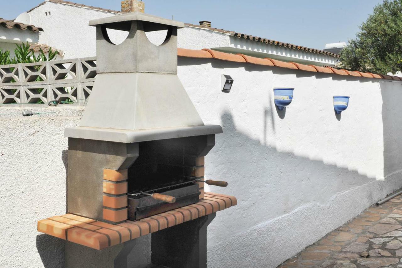 Armallada L'Escala Exterior foto